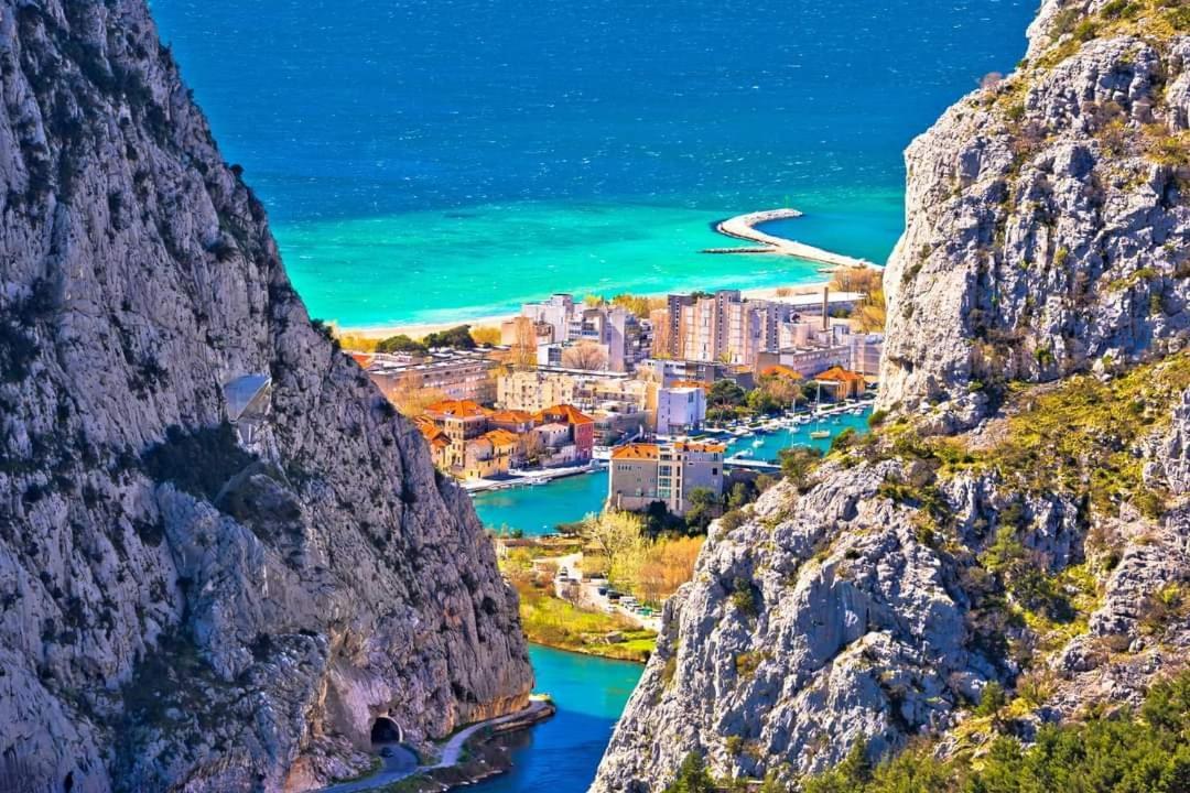 شقة Amazing Sea View أوميس المظهر الخارجي الصورة