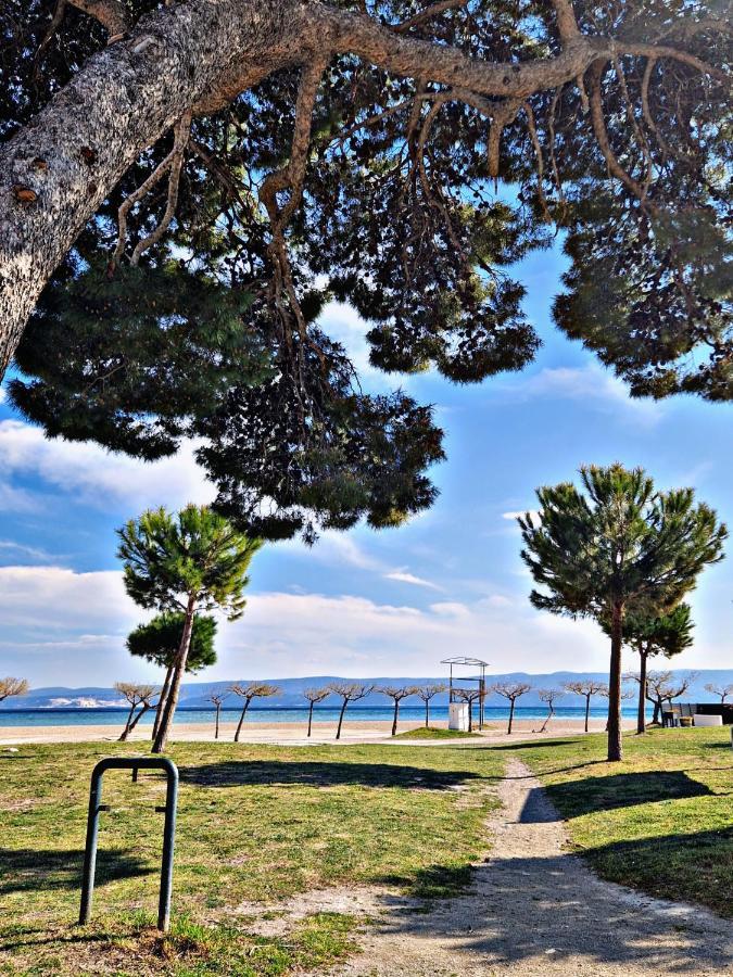 شقة Amazing Sea View أوميس المظهر الخارجي الصورة